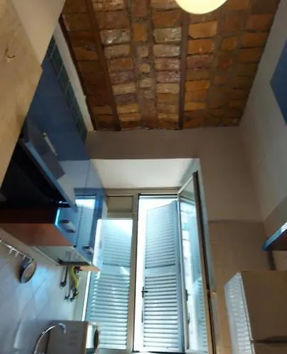 Domus Ripa *